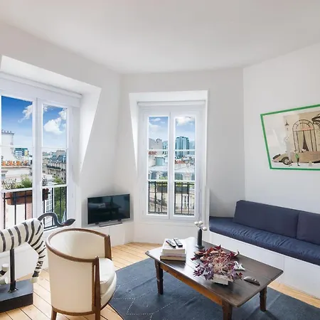 Nocleg ze śniadaniem Maisondeschaumes-paris 4*