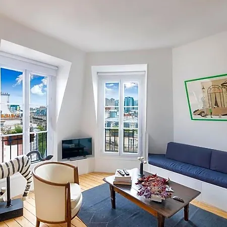 Maisondeschaumes-paris 4*
