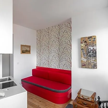 Maisondeschaumes-paris 4*