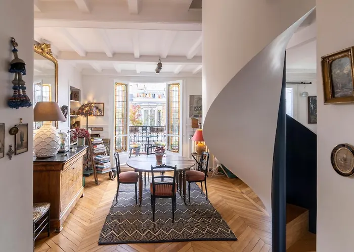 Maisondeschaumes-paris 4* פריז